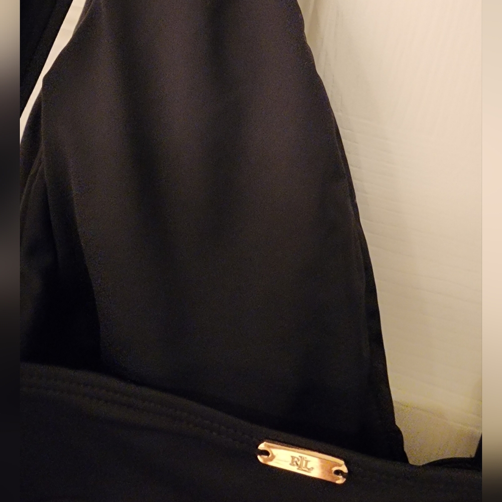 Lauren Ralph Lauren Sculpting Solid Modern V Neck One Piece Black Size 14 - Picture 8 of 11